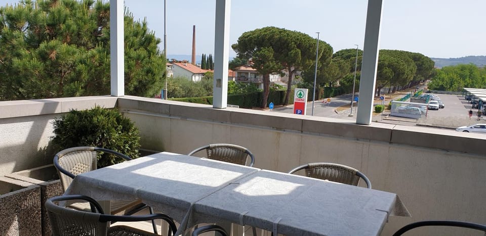 Balcony/Terrace, Balcony/Terrace