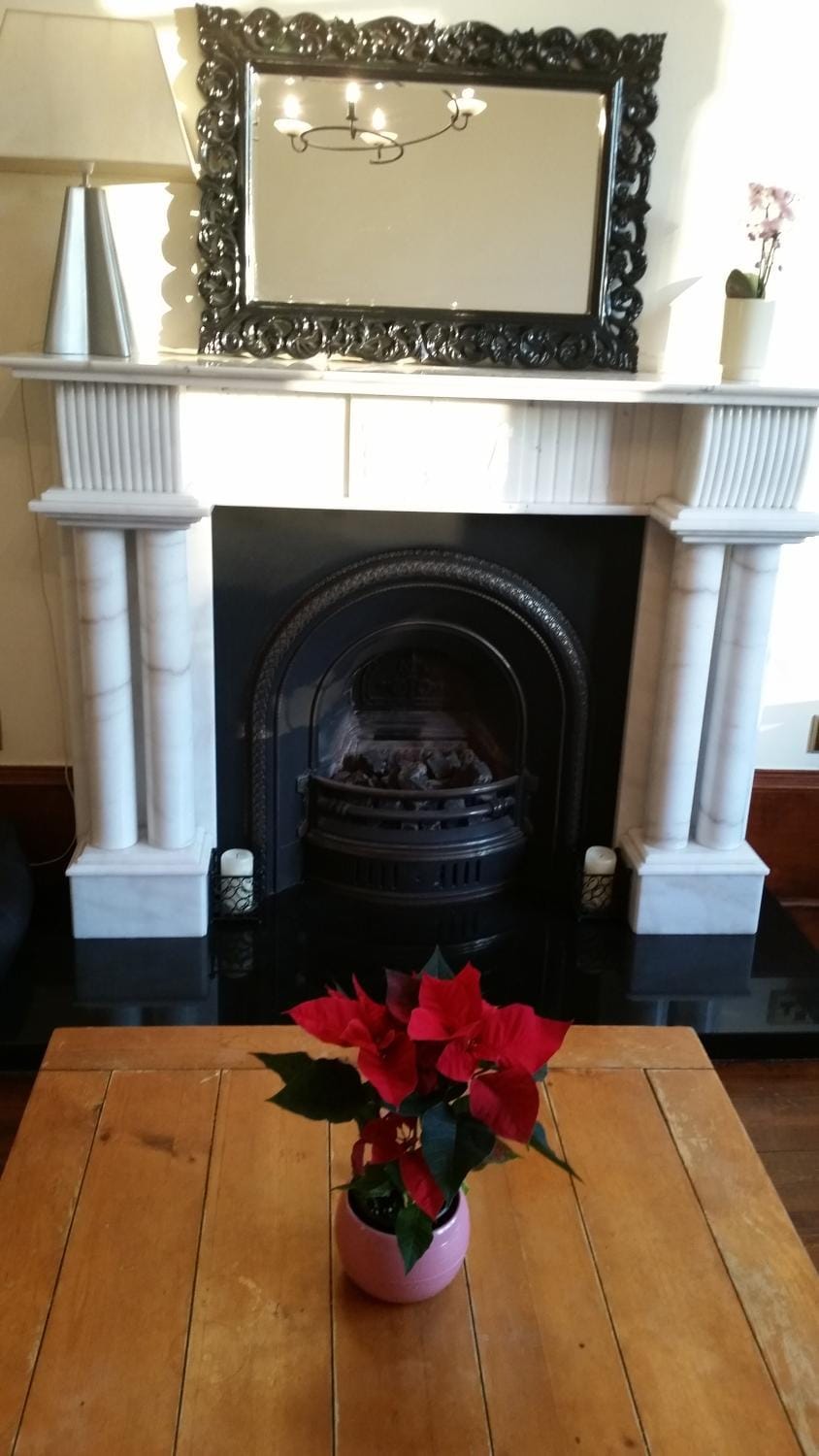 Communal lounge/ TV room, Living room