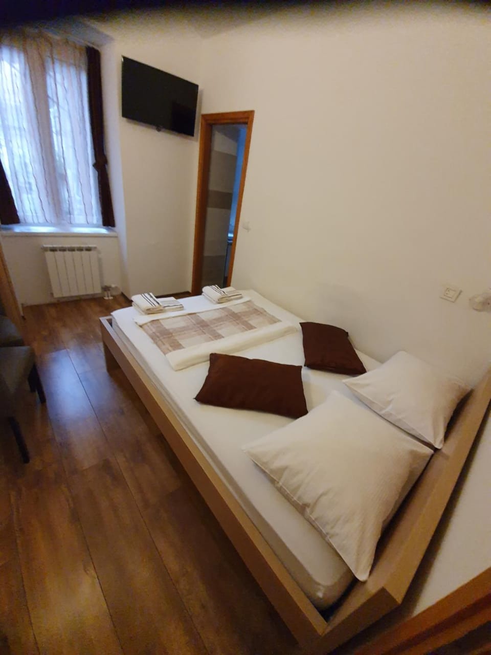 Guesthouse BED 4 YOU Bed and Breakfast in City of Zagreb