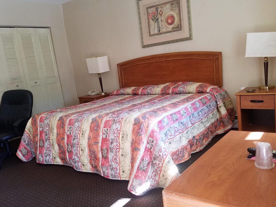 Travelers Lodge Motel in Jersey Shore