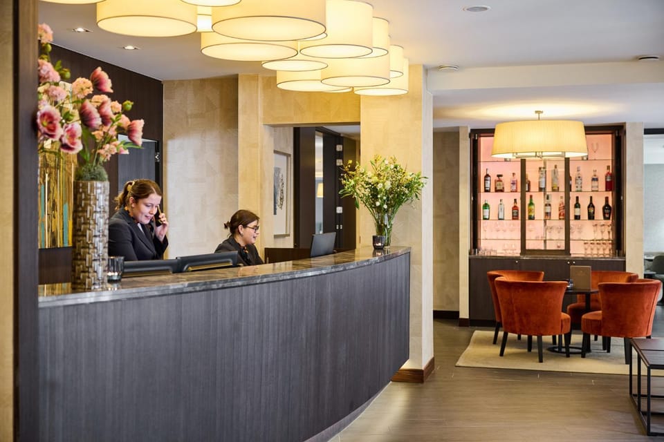 Lobby or reception, Lounge or bar