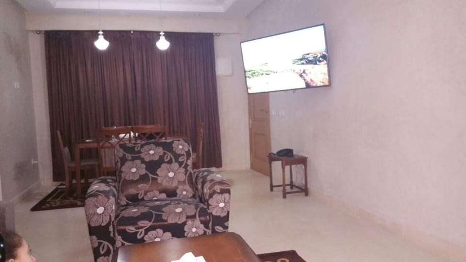 TV and multimedia, Living room, Dining area
