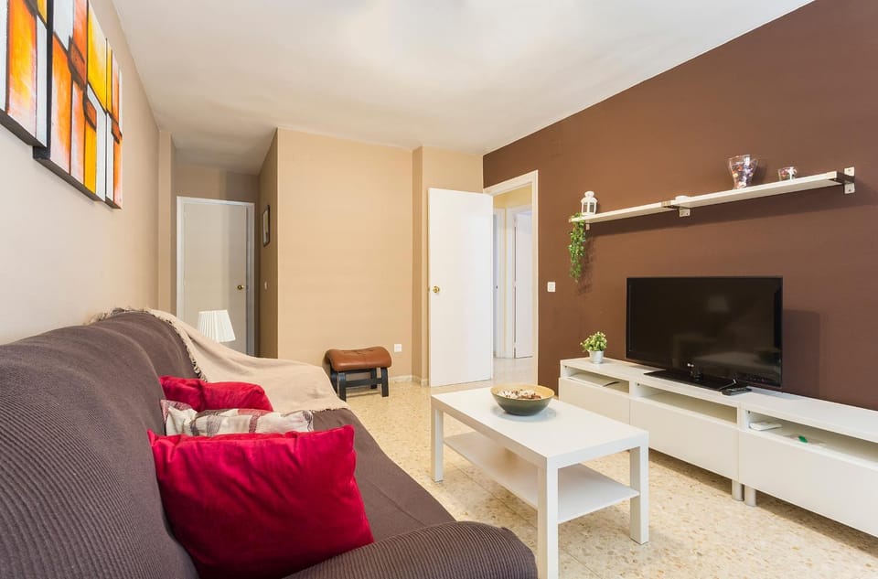 TV and multimedia, Living room, Lounge or bar, Seating area