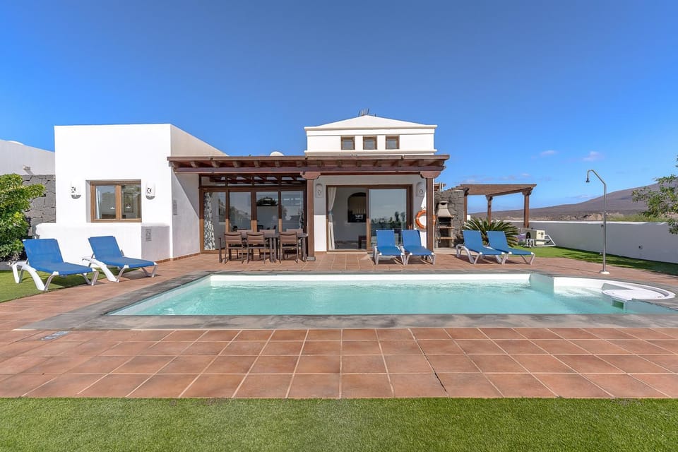 Villa Alba Villa in Playa Blanca