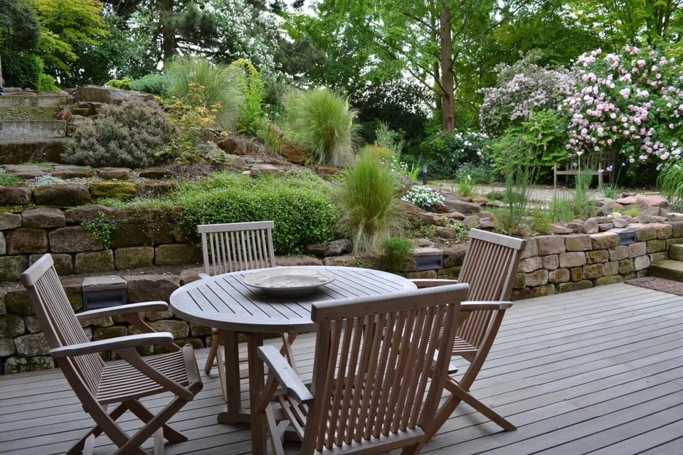 Patio, BBQ facilities, Garden, Balcony/Terrace