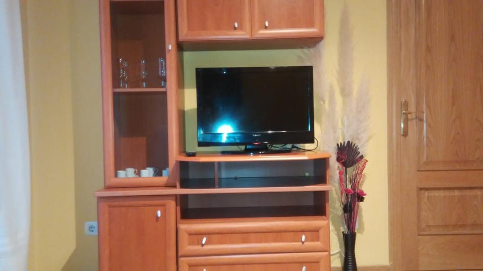 TV and multimedia, Dining area