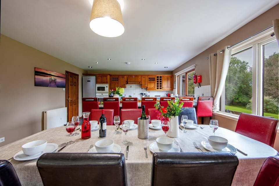 Coffee/tea facilities, Seating area, Dining area