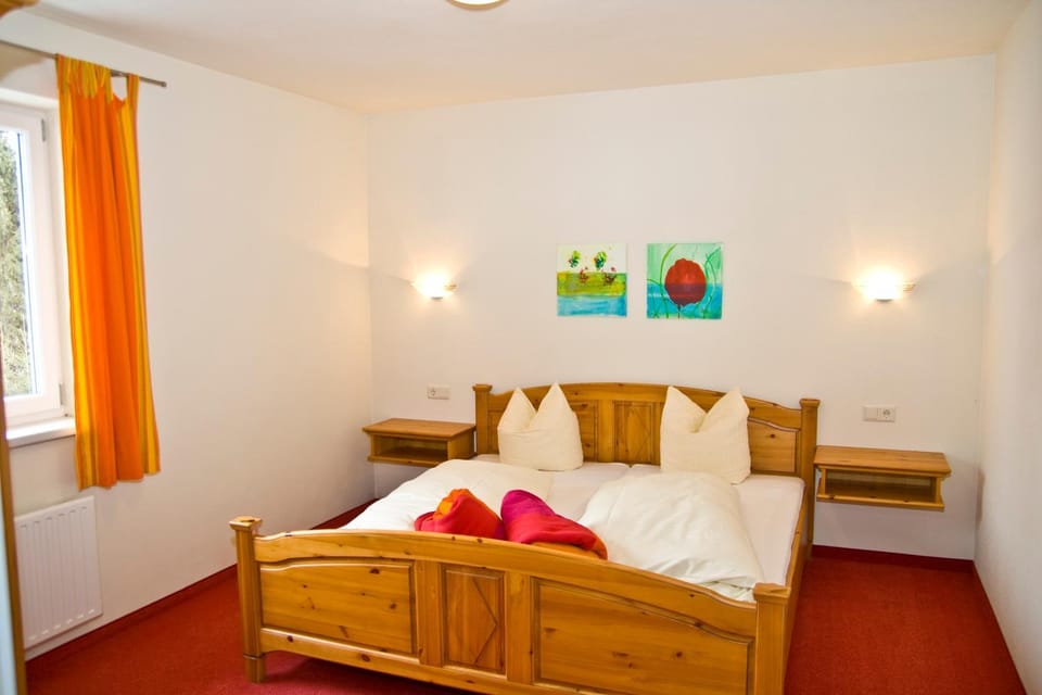 Bed, Bedroom, Internal: Not applicable to any particular room