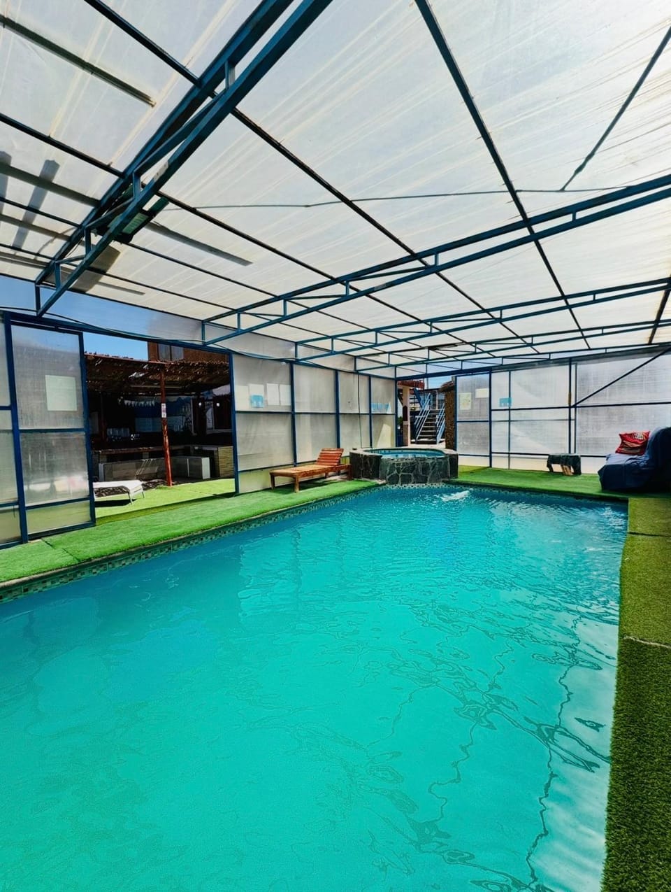 Swimming pool