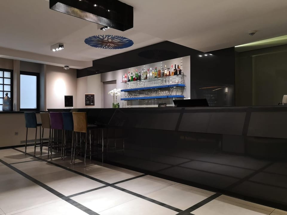 Property building, Lobby or reception, Lounge or bar