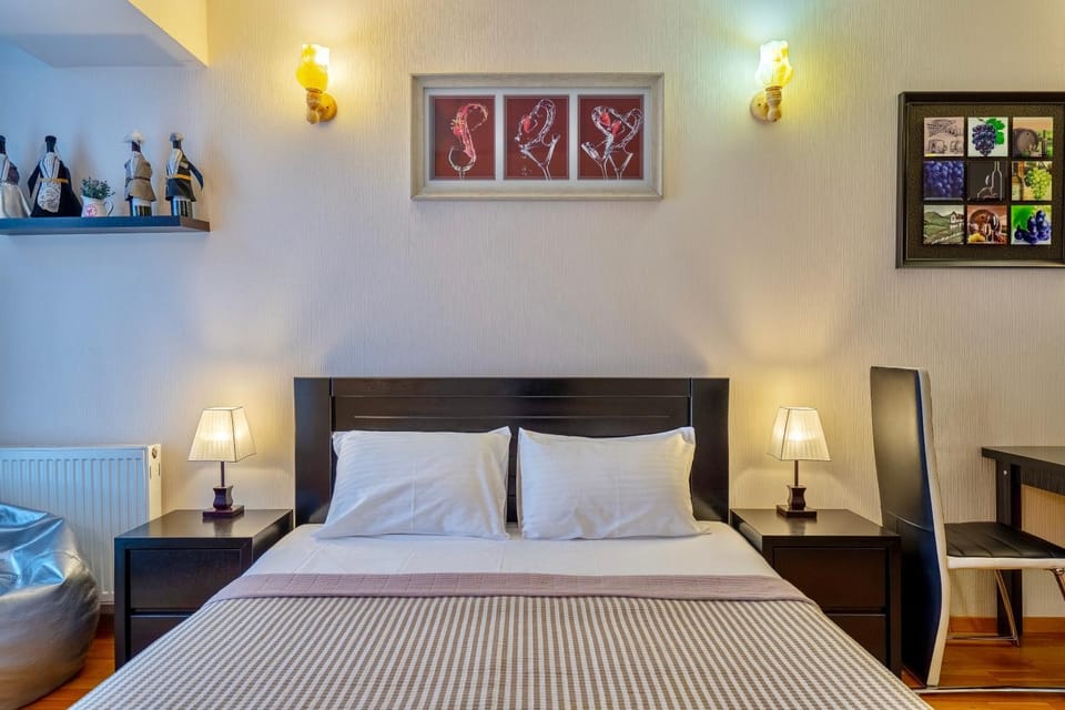 Bed, Decorative detail, Bedroom