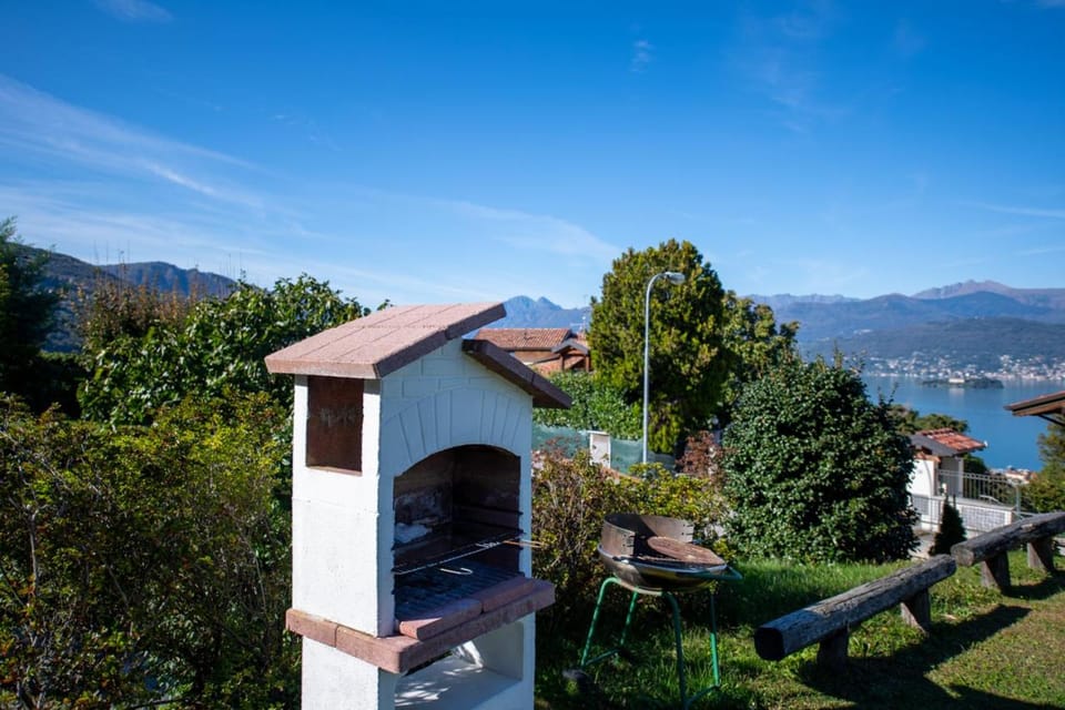 India Apartment in Stresa