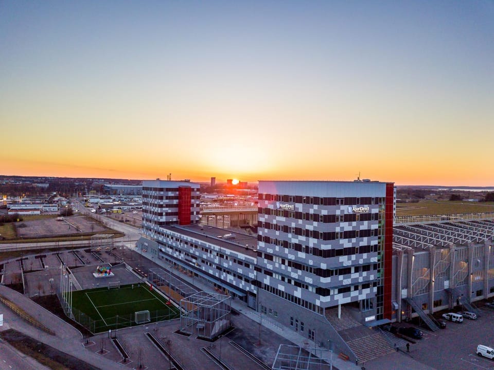 Property building, Facade/entrance, Bird's eye view