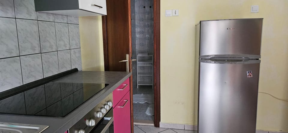 Kitchen or kitchenette, Other, oven, pet friendly