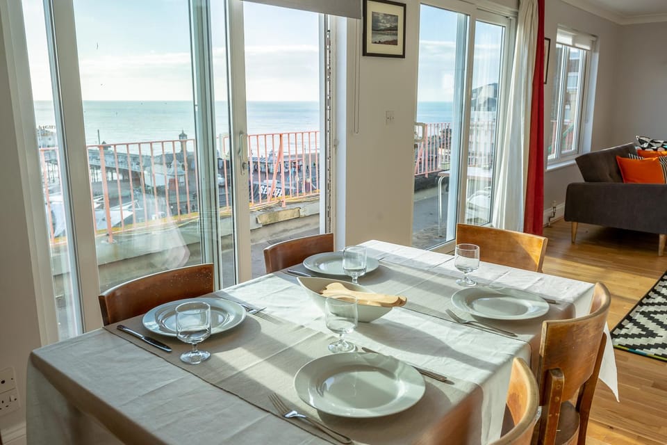 Pier Court Apartments Brighton Apartment in Brighton