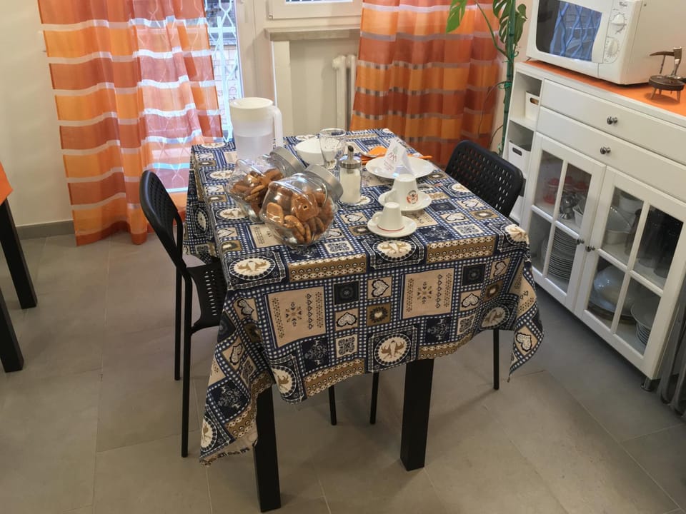 Day, Food and drinks, Dining area, Food, Breakfast, Buffet breakfast, Italian breakfast, pet friendly
