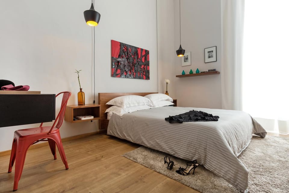Bathroom, TV and multimedia, Bedroom