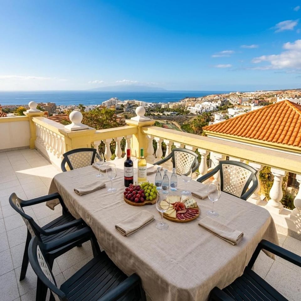 Patio, Day, Natural landscape, View (from property/room), Balcony/Terrace, Living room, Food and drinks, Seating area, Dining area, Food, Sea view