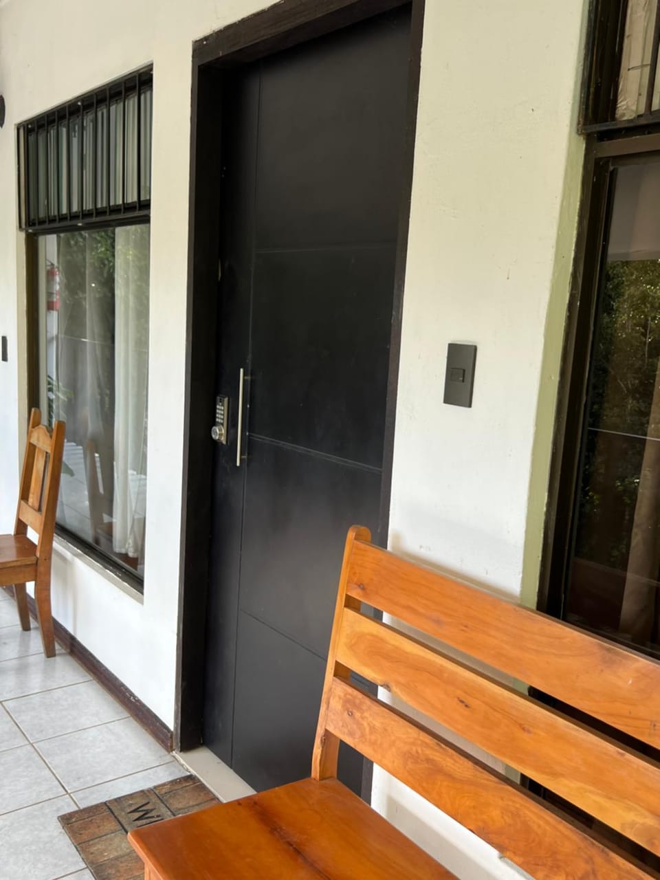 Facade/entrance