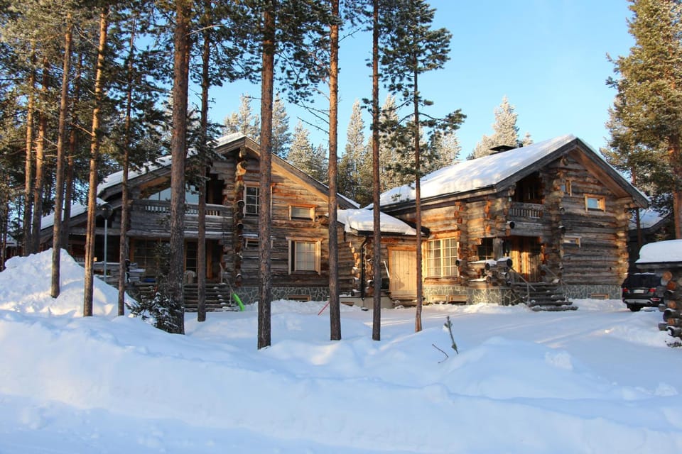Property building, Facade/entrance, Winter