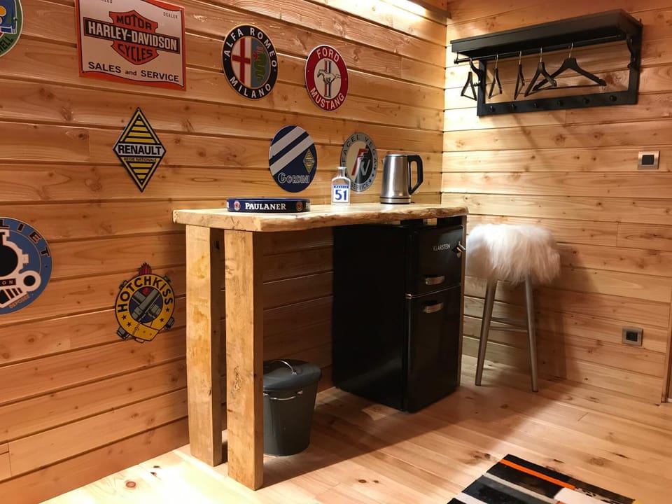 Coffee/tea facilities, Living room
