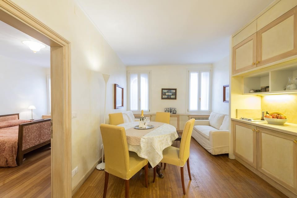 Living room, Dining area, Bedroom