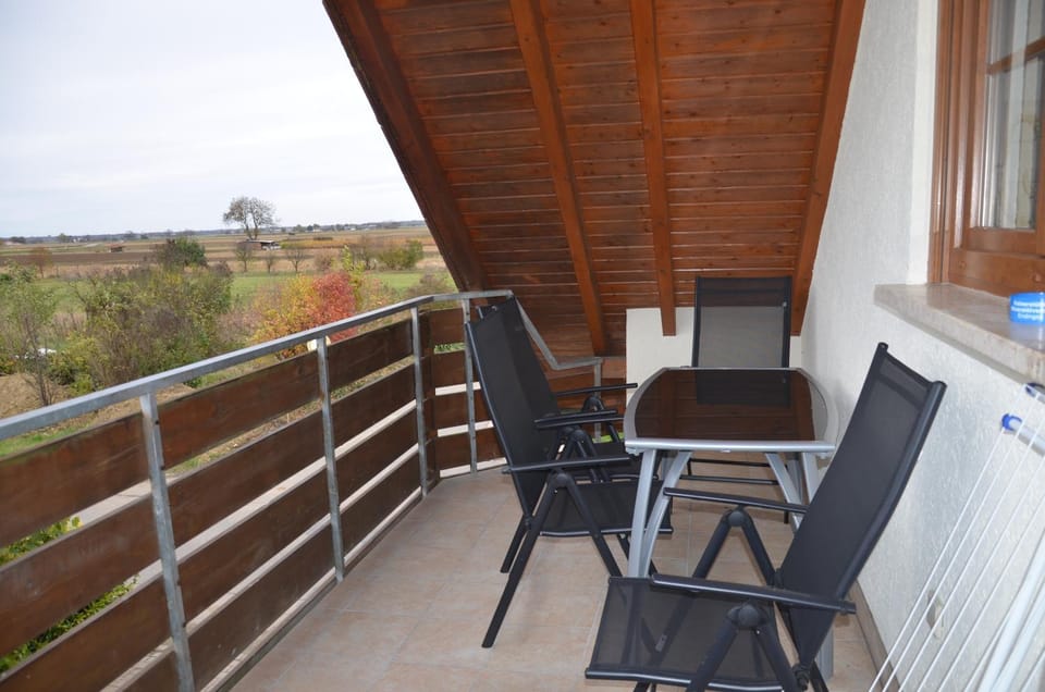Balcony/Terrace, Seating area