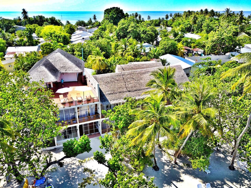 Property building, Facade/entrance, Bird's eye view