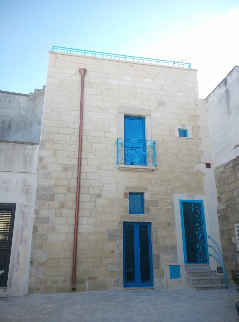 Property building, Facade/entrance