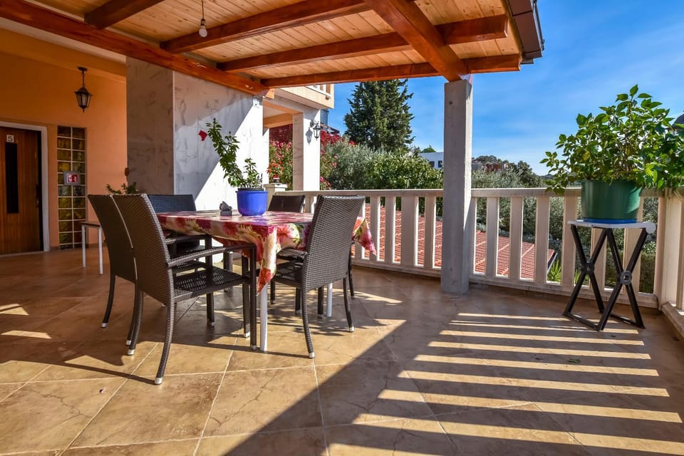 Patio, Day, View (from property/room), Balcony/Terrace, Dining area