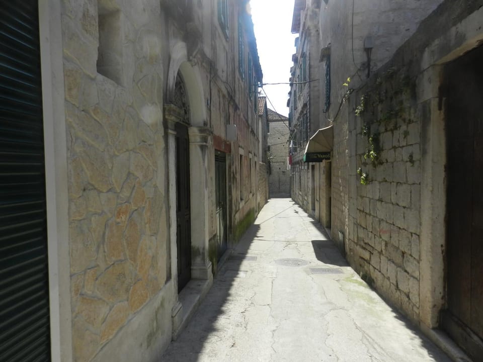 Neighbourhood