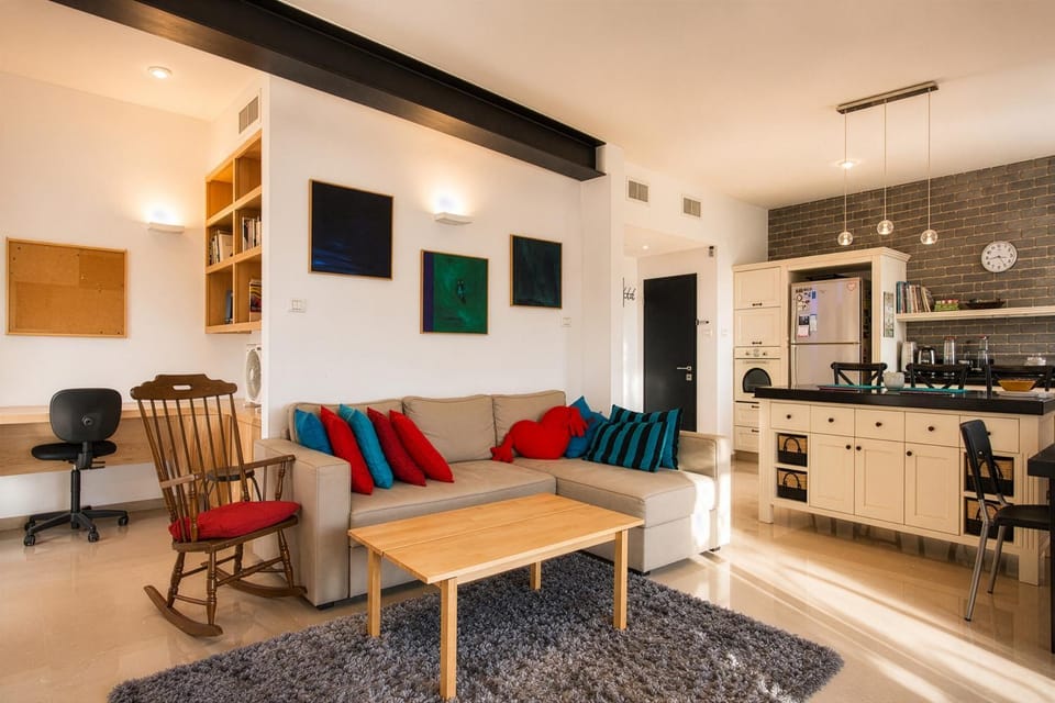 Living room, bunk bed, kitchen
