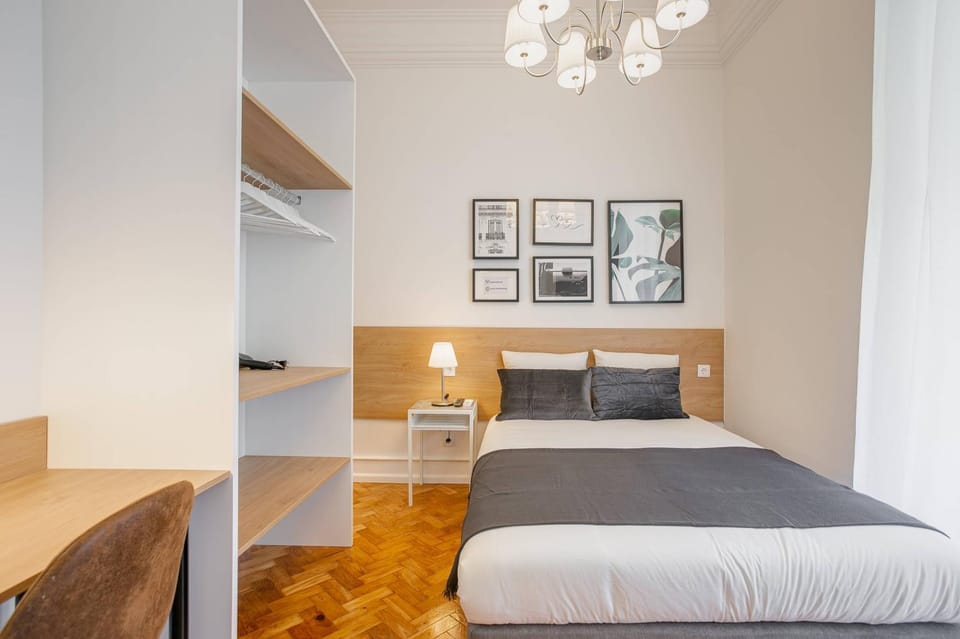 Bed, Photo of the whole room, Bedroom