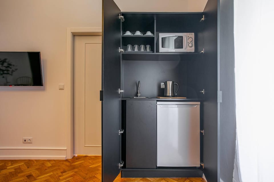 Coffee/tea facilities, Kitchen or kitchenette, minibar