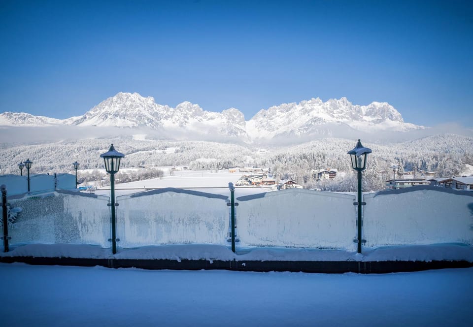 Property building, Natural landscape, Winter, Balcony/Terrace, Mountain view, Mountain view