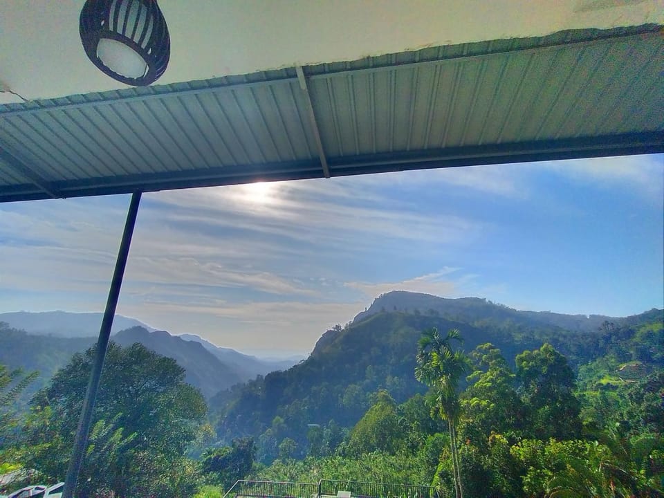 Heavens Seven Bed and Breakfast in Ella