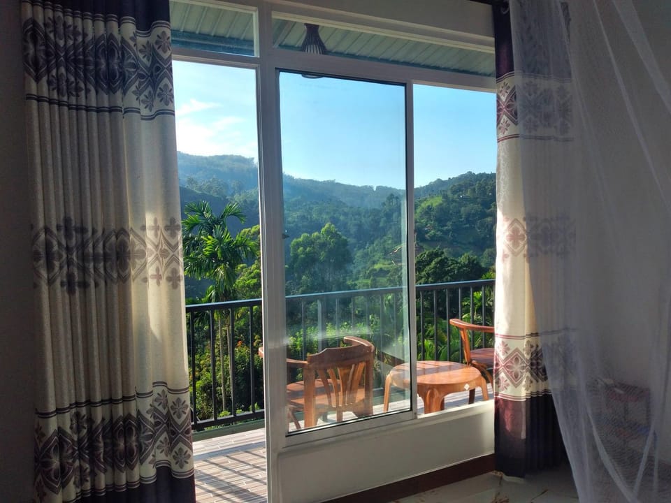 Heavens Seven Bed and Breakfast in Ella