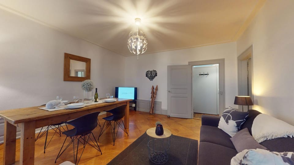 TV and multimedia, Living room, hair dresser