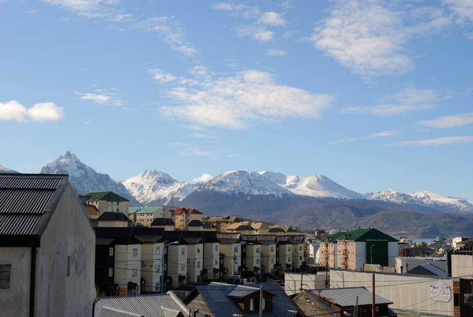 Neighbourhood, Mountain view