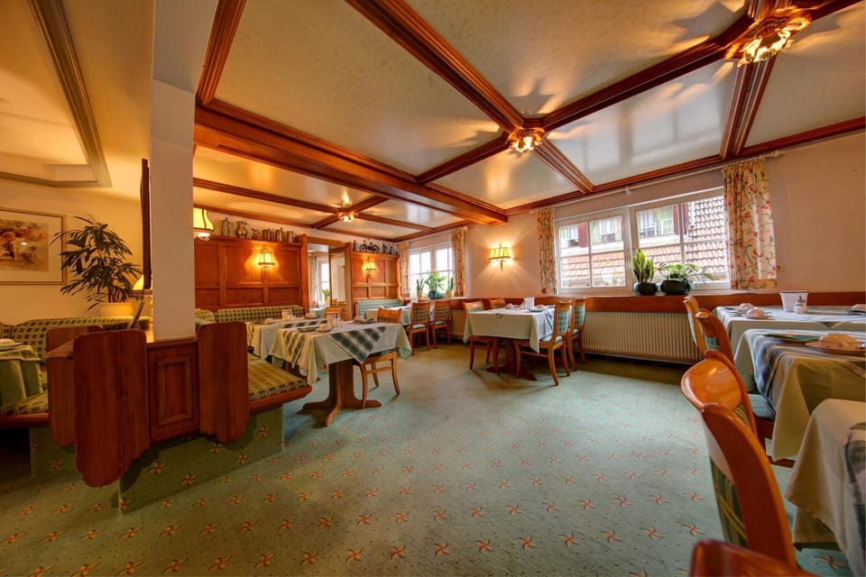 Restaurant/places to eat