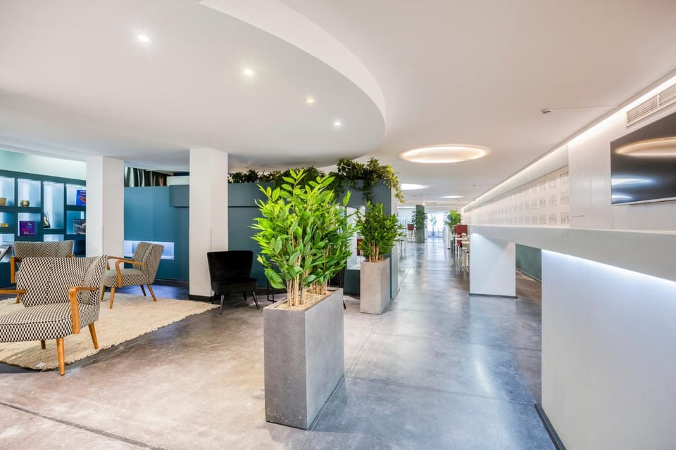 Living room, Lounge or bar