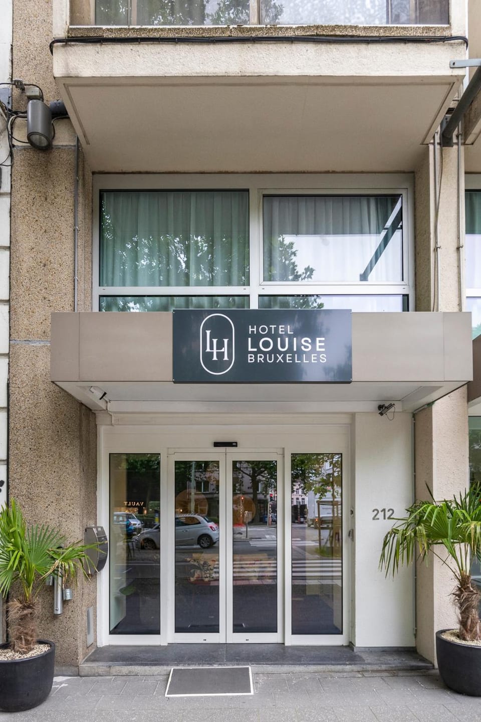 Facade/entrance, Property logo or sign