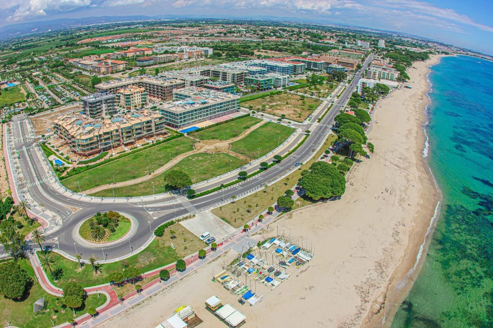 LITORAL COSTA DORADA - ESQUIROL Only families Apartment in Cambrils