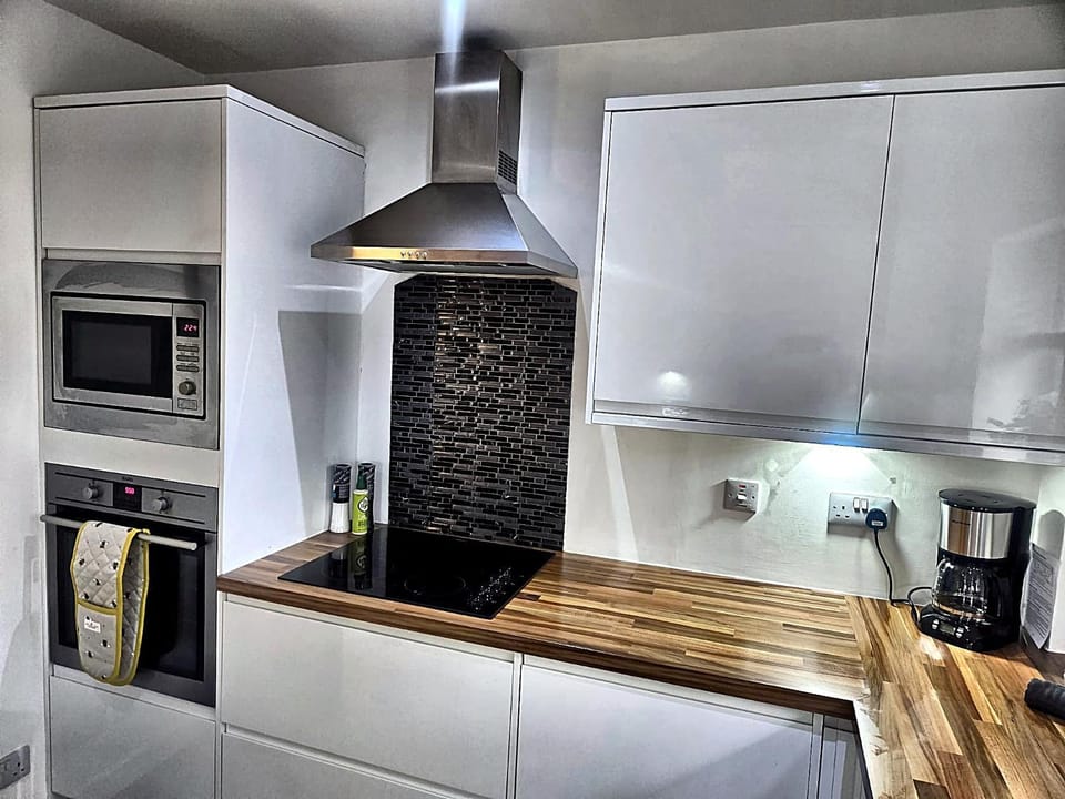 Langley Apartment - part of The Langley Collection - 2 bed 2 bath City Centre apartment Apartment in Inverness
