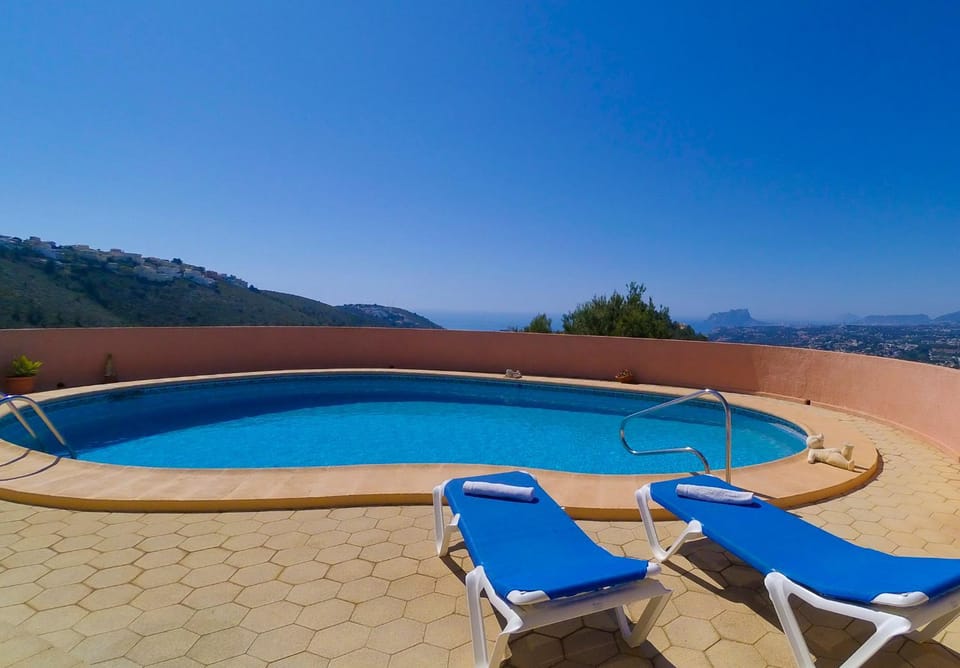Dining area, Sea view, Area and facilities, Swimming pool
