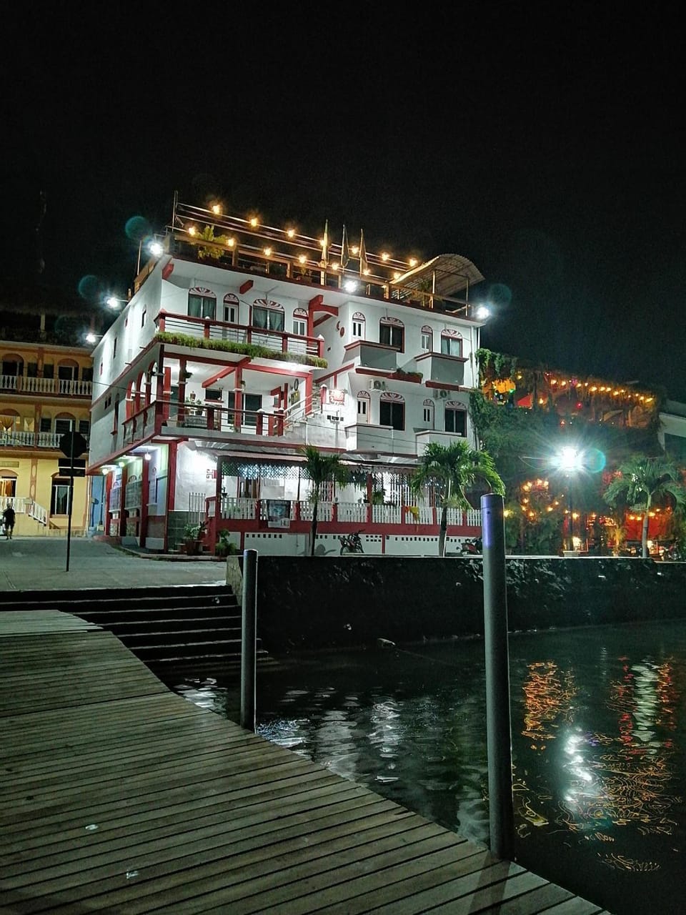 Property building, Lake view