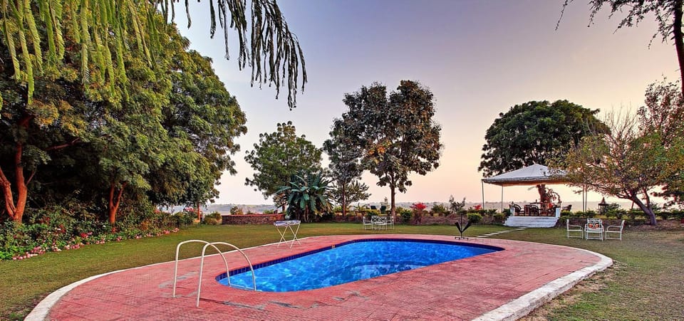 Pool view, Swimming pool