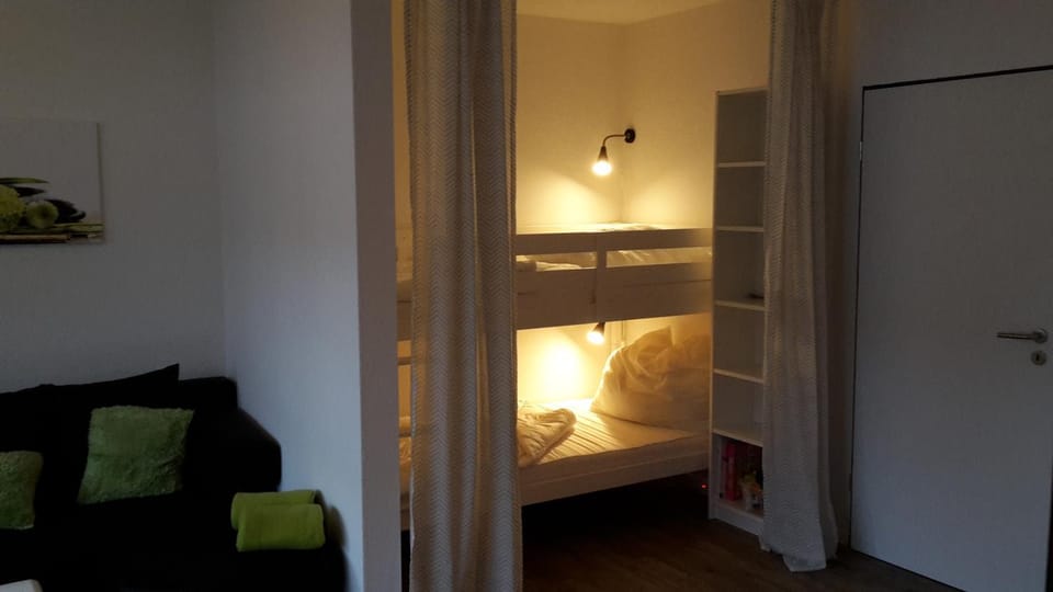 bunk bed