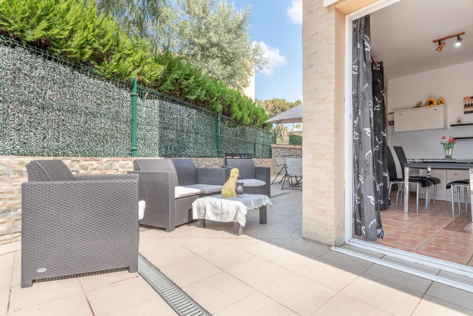 Garden, Balcony/Terrace