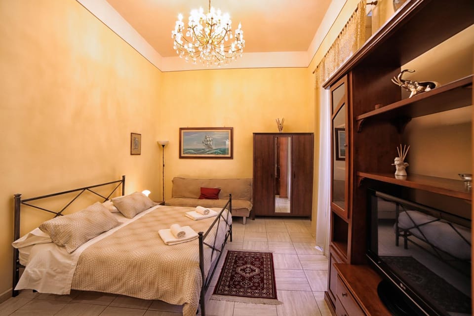 TV and multimedia, Bedroom